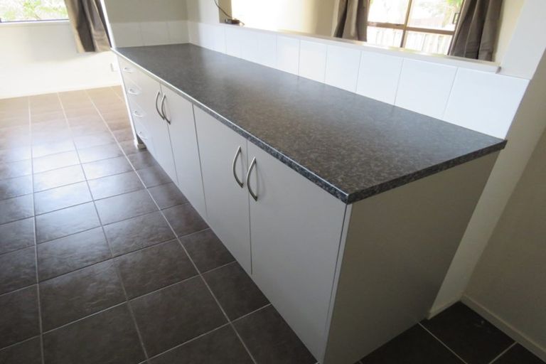 Photo of property in 241 Mahia Road, Weymouth, Auckland, 2103