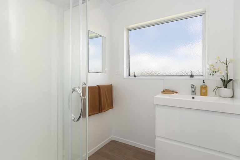 Photo of property in 114c Simpson Road, Papamoa Beach, Papamoa, 3118