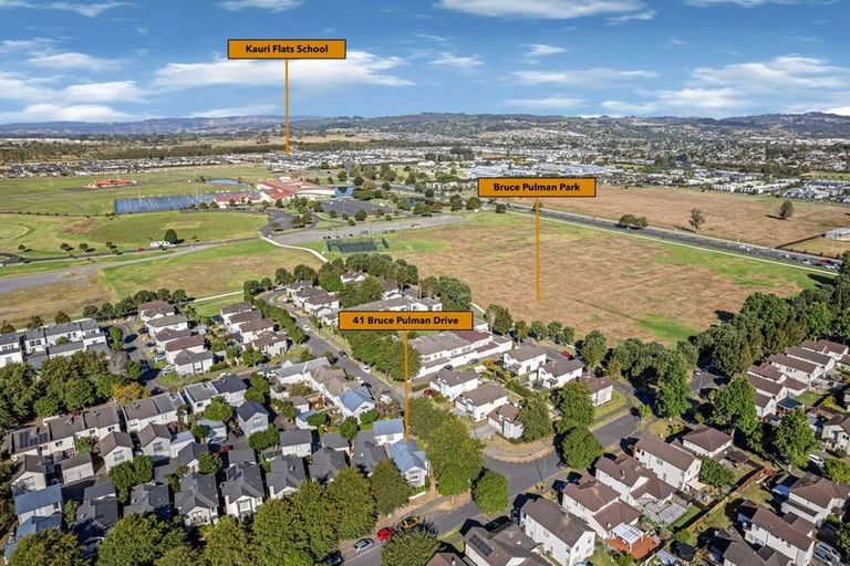 Photo of property in 41 Bruce Pulman Drive, Takanini, 2112