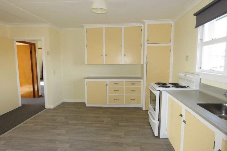 Photo of property in 90 Lime Street, Newfield, Invercargill, 9812