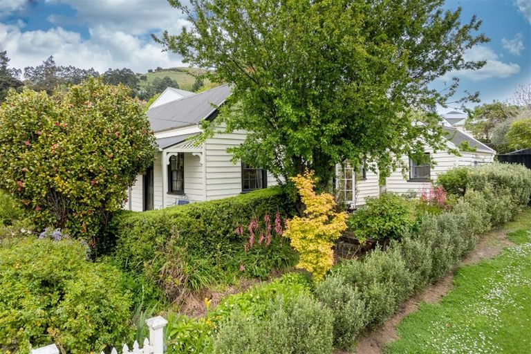 Photo of property in 20 Percy Street, Akaroa, 7520