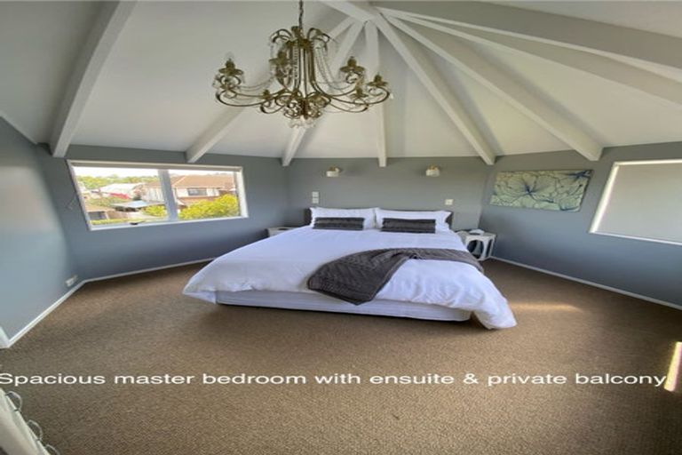 Photo of property in 5a Bruce Street, Northcote Point, Auckland, 0627