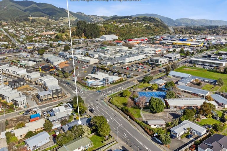 Photo of property in 22a Kapiti Road, Paraparaumu, 5032