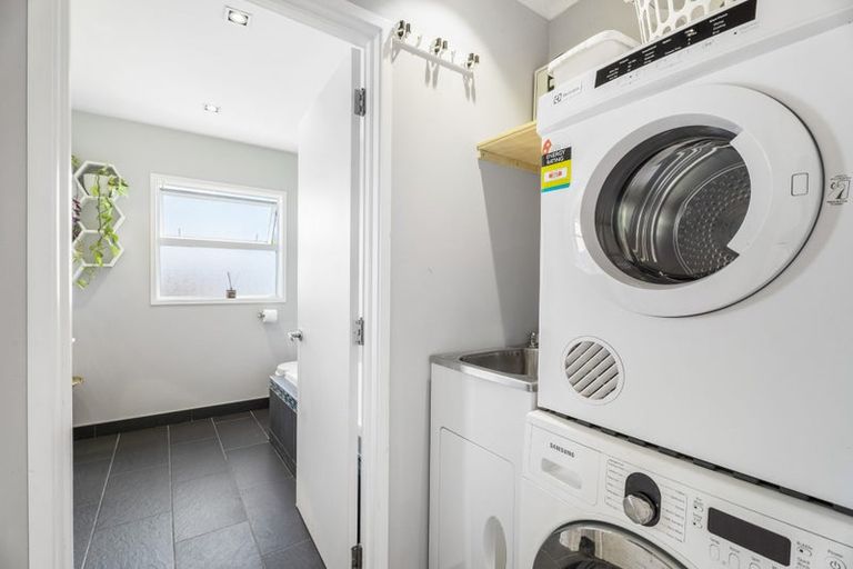 Photo of property in 7 Walbrook Road, Manly, Whangaparaoa, 0930