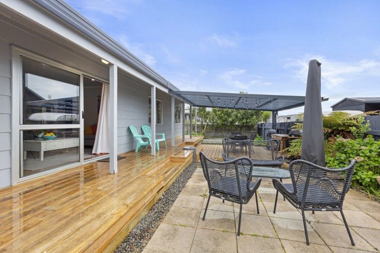 Photo of property in 43a Wallis Street, Raglan, 3225