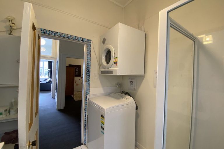 Photo of property in 156a Oriental Parade, Oriental Bay, Wellington, 6011