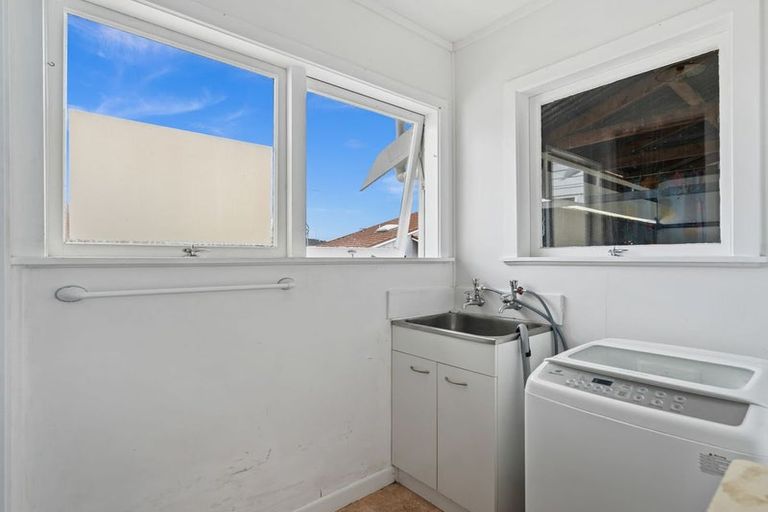 Photo of property in 89 Hatea Drive, Regent, Whangarei, 0112