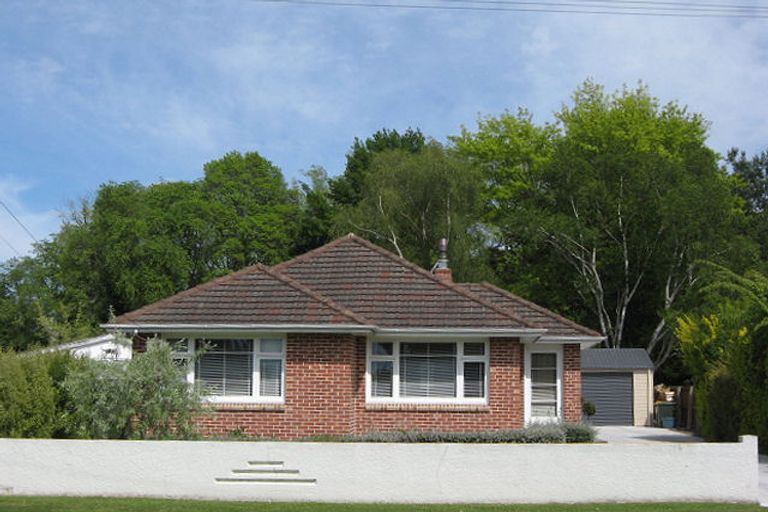 Photo of property in 105 West Belt, Rangiora, 7400