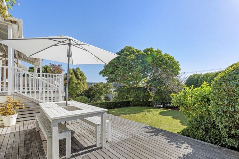 Photo of property in 62 Gilbert Street, New Plymouth, 4310