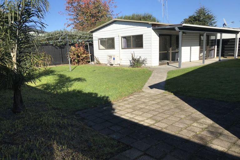 Photo of property in 15 Fuchsia Avenue, Pukete, Hamilton, 3200