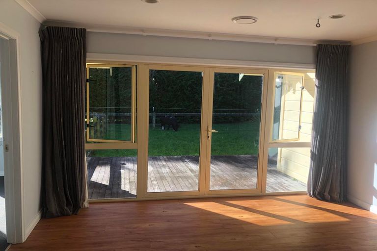 Photo of property in 3791 Cambridge Road, Leamington, Cambridge, 3495