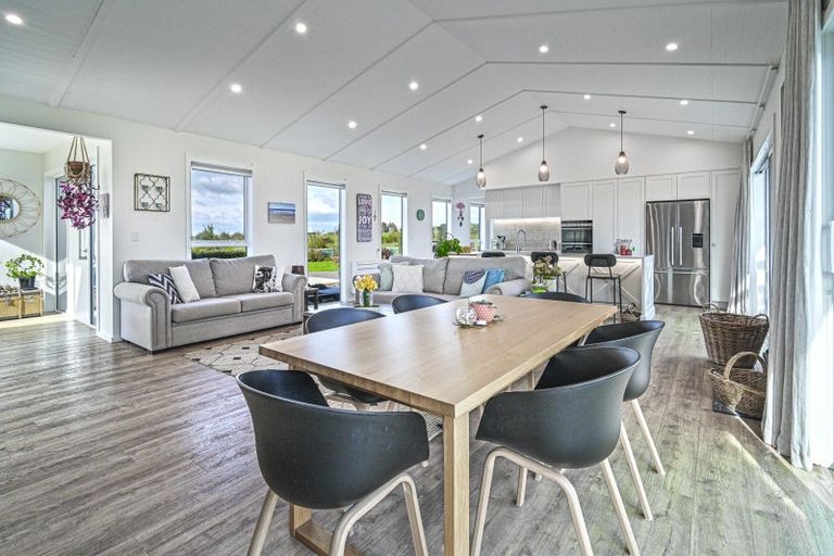 Photo of property in Piritu, 56 Riverview Lane, Maraekakaho, Hastings, 4171