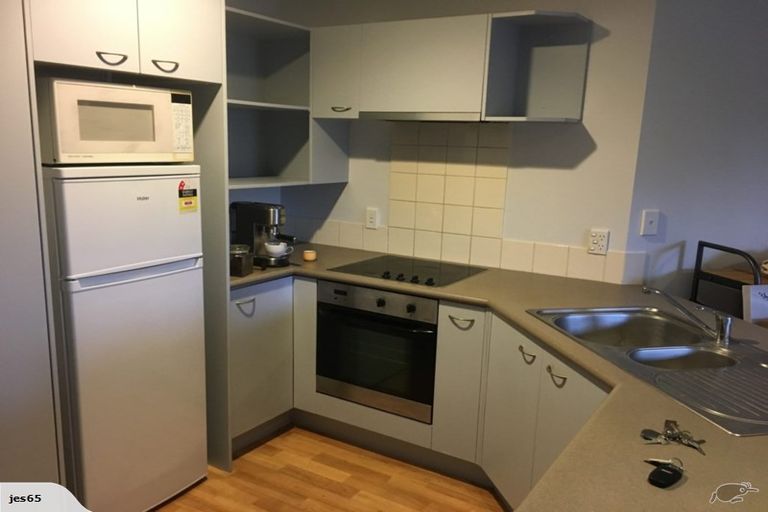 Photo of property in Paramount Apartments, 11/281 Maunganui Road, Mount Maunganui, 3116