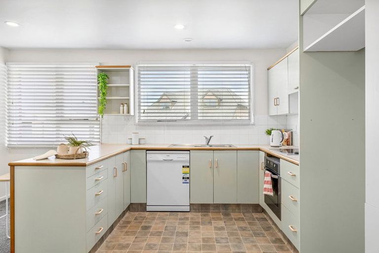 Photo of property in 38 Farrington Avenue, Bishopdale, Christchurch, 8053