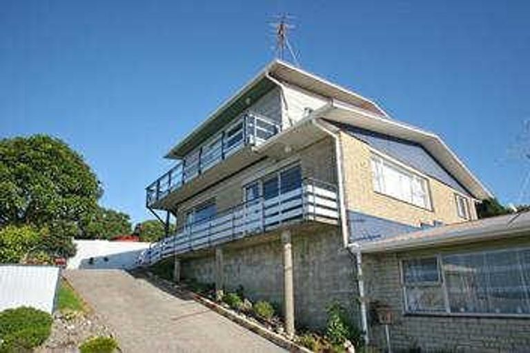 Photo of property in 23b Port View Crescent, Moturoa, New Plymouth, 4310