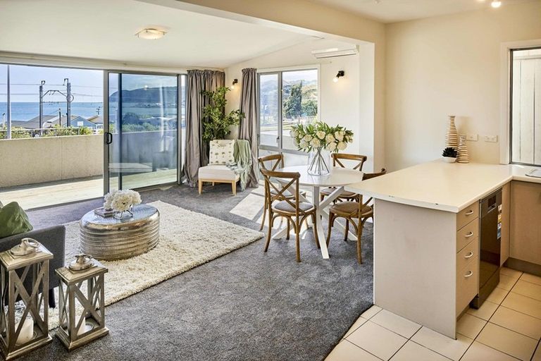 Photo of property in 172a Saint Andrews Road, Plimmerton, Porirua, 5026