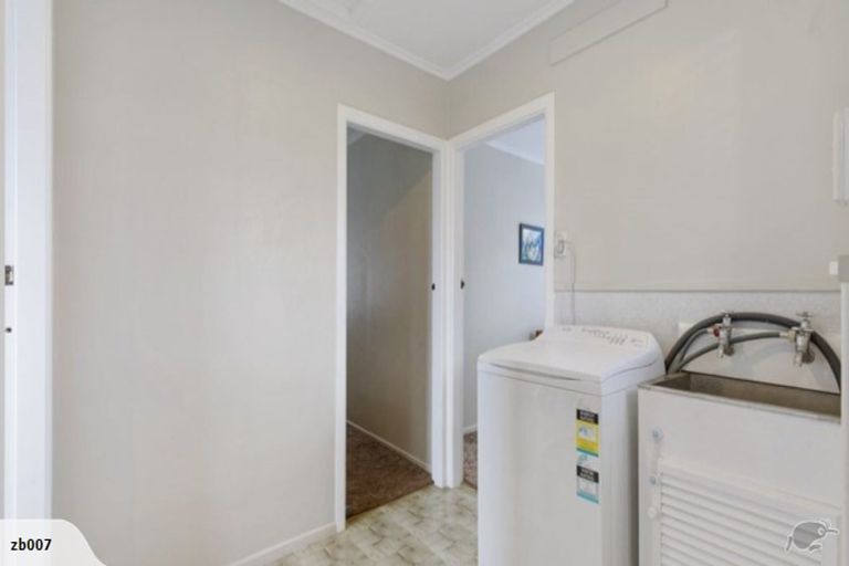 Photo of property in 1/14 Cosgrave Road, Papakura, 2110