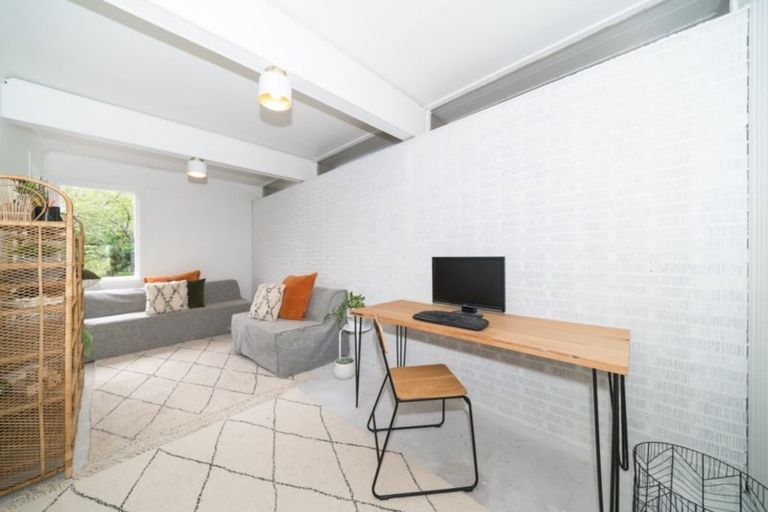 Photo of property in 20 Lees Road, Feilding, 4775