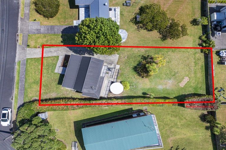 Photo of property in 46 De Luen Avenue, Tindalls Beach, Whangaparaoa, 0930