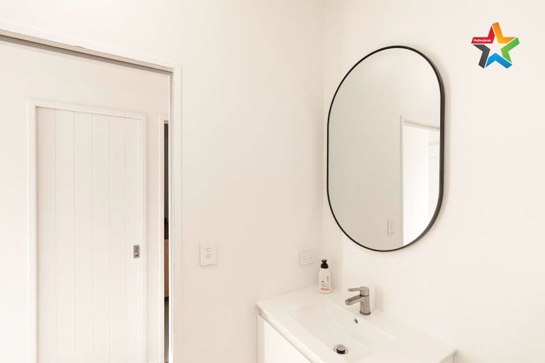 Photo of property in 42 Norfolk Crescent, Otaki Beach, Otaki, 5512