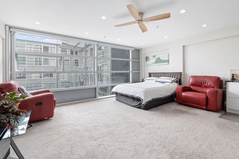 Photo of property in St Pauls Apartments, 70/43 Mulgrave Street, Thorndon, Wellington, 6011