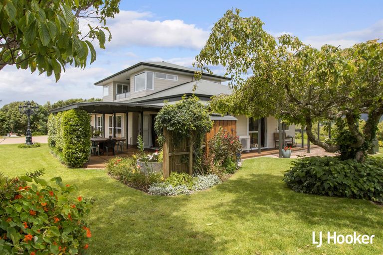 Photo of property in 133 Koutunui Road, Athenree, Katikati, 3177