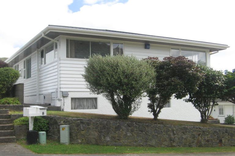 Photo of property in 6 Astor Street, Karori, Wellington, 6012