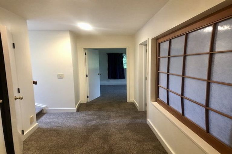 Photo of property in 48b West Lynn Road, Titirangi, Auckland, 0604