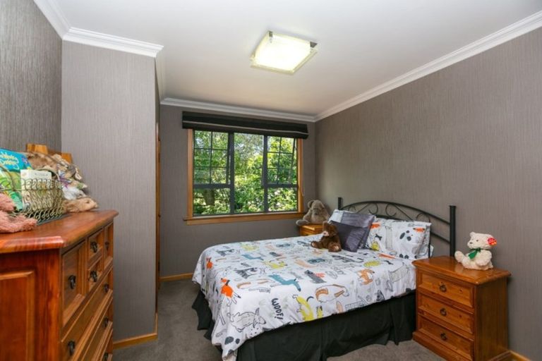 Photo of property in 3 Burgess Hill Road, Burgess Park, New Plymouth, 4371
