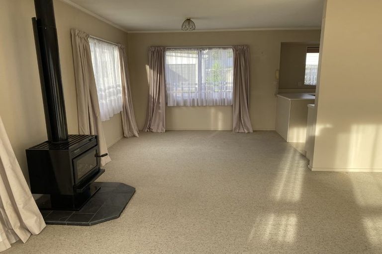Photo of property in 18 Millhaven Place, Otaki, 5512