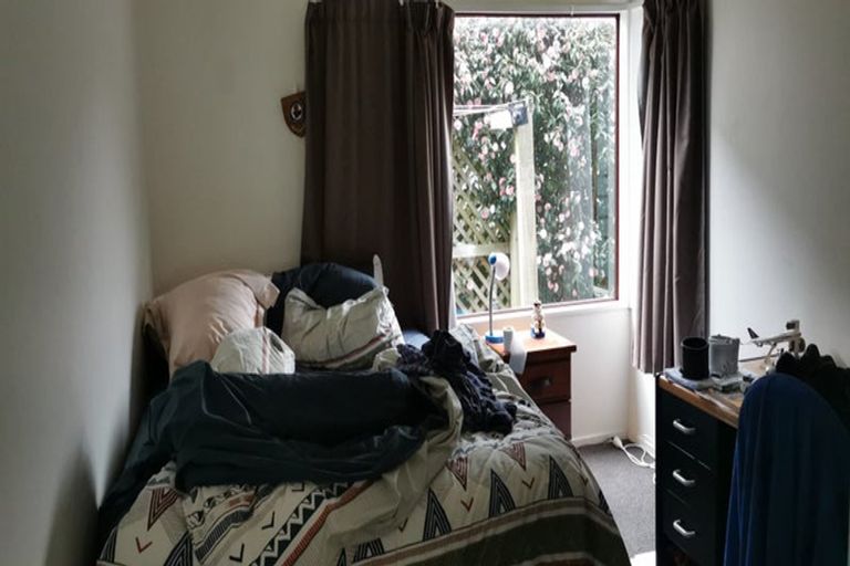 Photo of property in 15a Paeroa Street, Riccarton, Christchurch, 8041