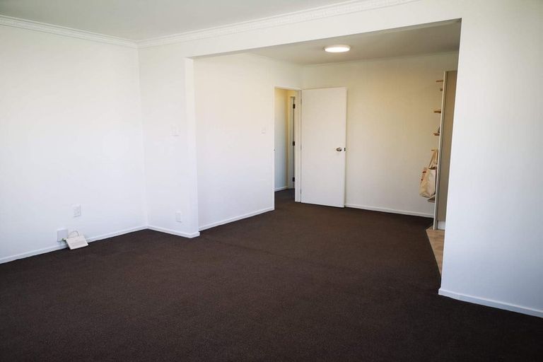 Photo of property in 2/471 Wairakei Road, Burnside, Christchurch, 8053
