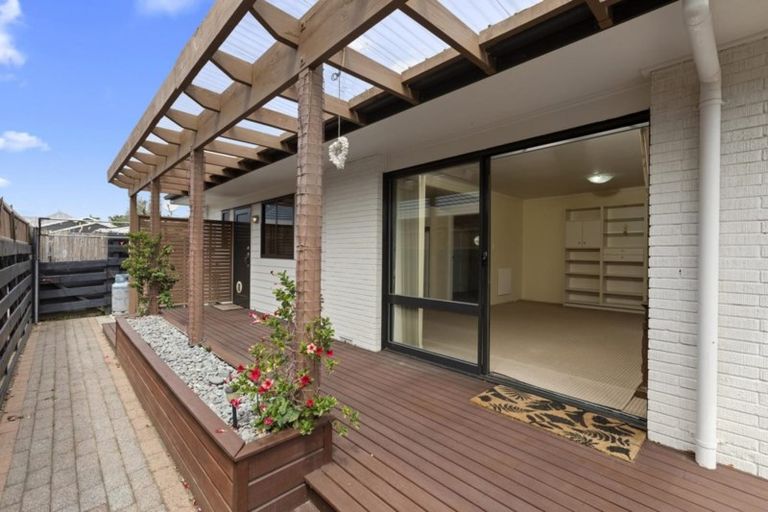Photo of property in 486 Devonport Road, Tauranga South, Tauranga, 3112