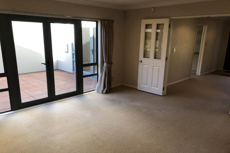 Photo of property in 12a Chippenham Grove, Churton Park, Wellington, 6037