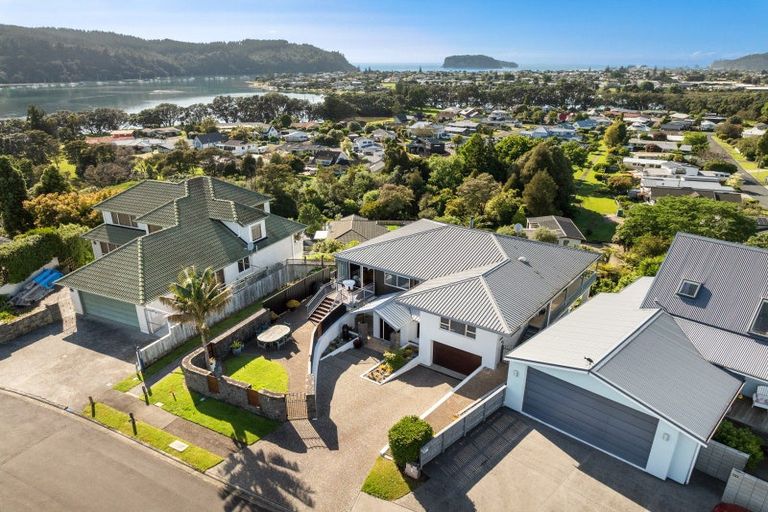 Photo of property in 133 Bruce Wallace Place, Whangamata, 3620