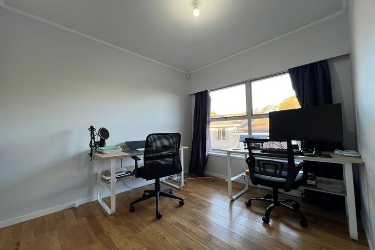 Photo of property in 1/110 Monarch Avenue, Hillcrest, Auckland, 0627