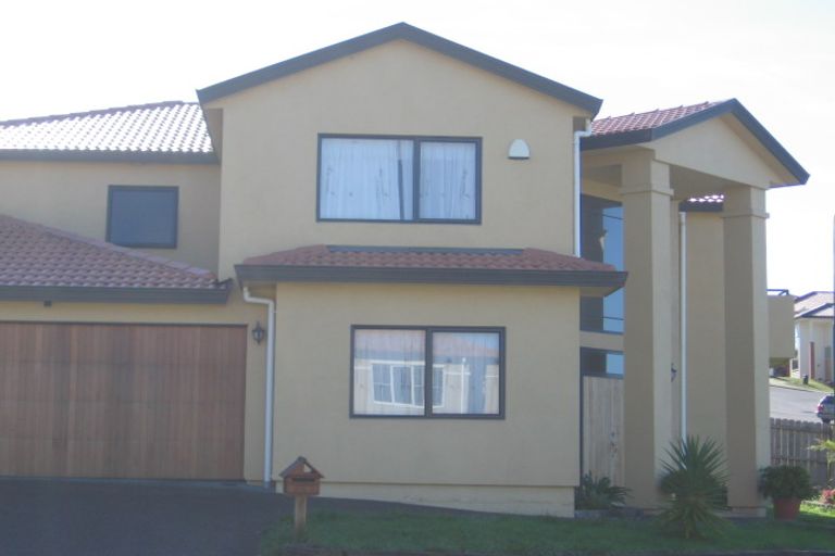 Photo of property in 11 Living Stream Road, Albany Heights, Auckland, 0632