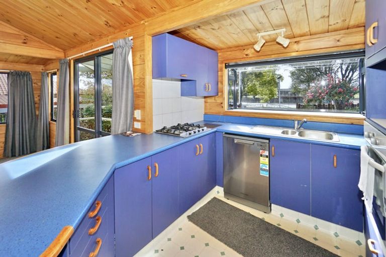 Photo of property in 37 Cameron Road, Te Puke, 3119
