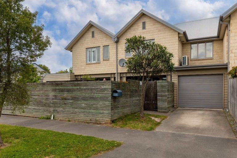Photo of property in 56 Barbour Street, Waltham, Christchurch, 8011