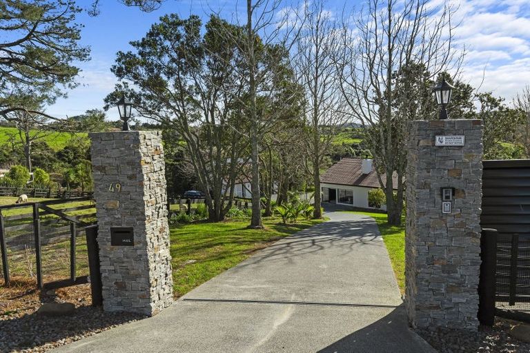 Photo of property in 49 Vaughans Road, Okura, Albany, 0792