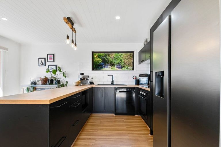 Photo of property in 93 State Highway 30, Lake Rotoma, Rotorua, 3074