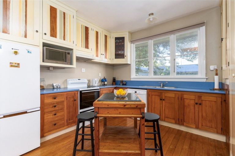 Photo of property in 63 Main North Road, Geraldine, 7930