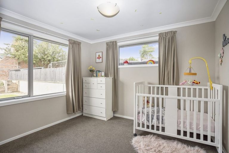 Photo of property in 32 Johnston Street, Gore, 9710