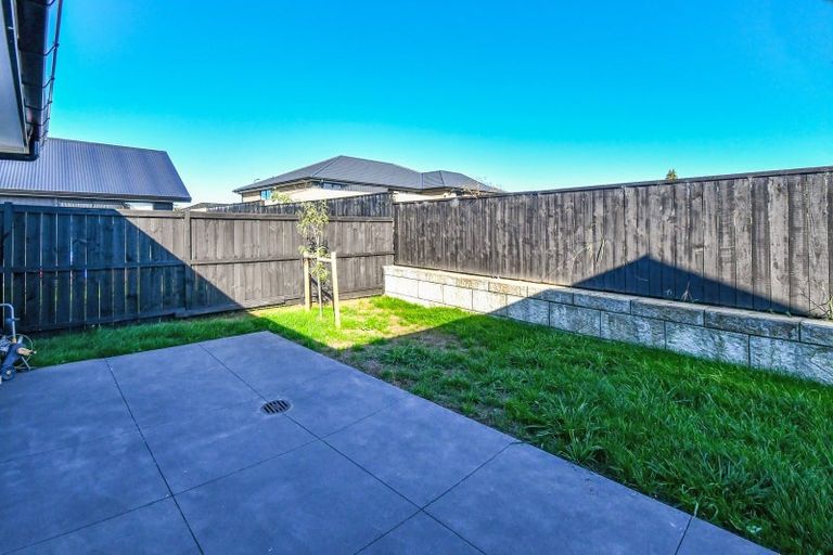 Photo of property in 25 Kenehi Road, Karaka, 2124