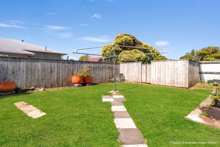 Photo of property in 556b Queen Street East, Levin, 5510