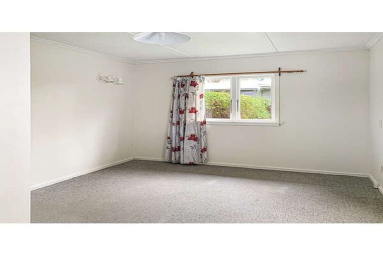 Photo of property in 93 Macarthur Street, Levin, 5510