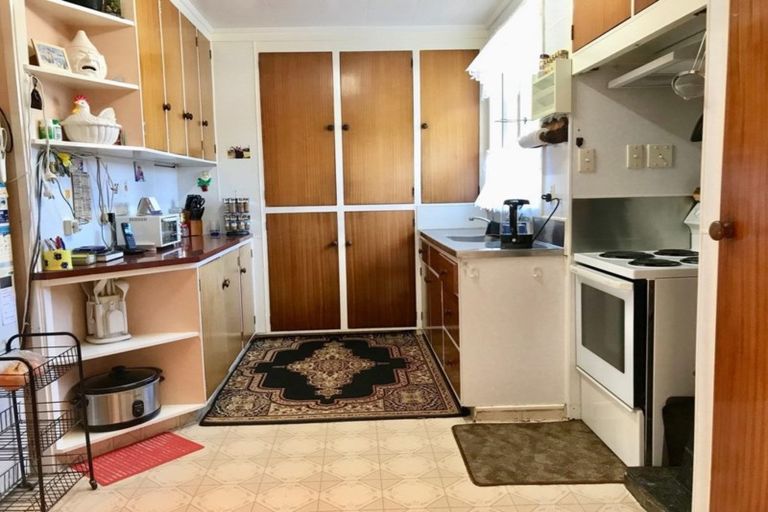 Photo of property in 24 Browne Street, Waitara, 4320