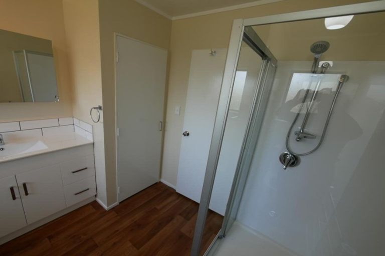 Photo of property in 4/31 Trentham Road, Papakura, 2110