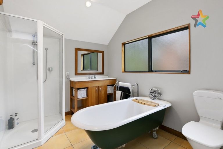 Photo of property in 1/8 Swainson Street, Naenae, Lower Hutt, 5011