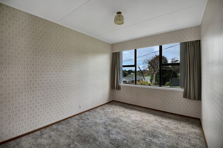 Photo of property in 4 Penrith Street, Westown, New Plymouth, 4310